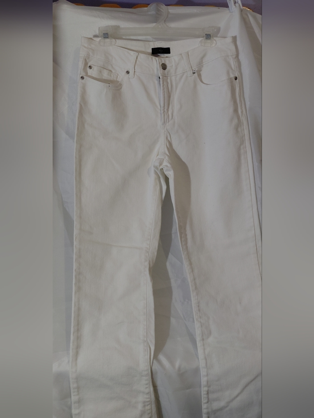 NYDJ White Straight Leg Jeans - Classic Five-Pocket